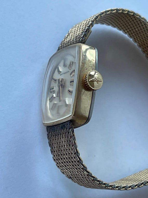 Montre Vintage Femme Wittnauer Suisse AXA – 17 Rubis, Boîtier 10K RGP, Années 1960 – Occasion