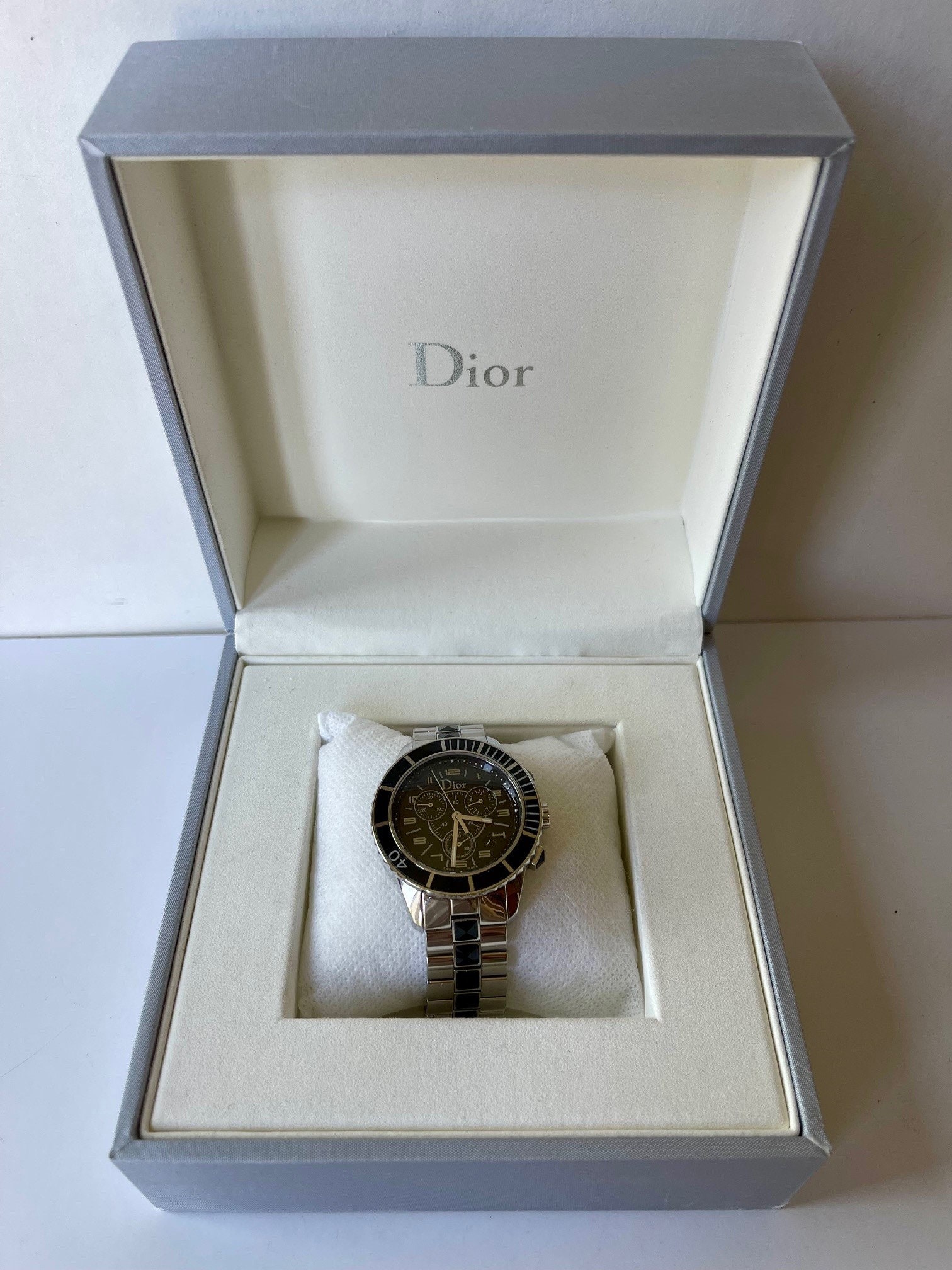 Dior Cristian Dior Christal Chronograph Kalender Schnelleinstellung Datum Schwarze Einzelhandelslunette Referenzmodell Christal CD114317. In der Schweiz hergestellt Etsy