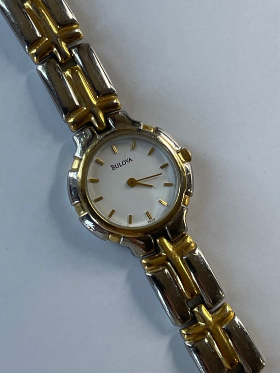 Bulova Ladies Vintage Two Tone Sapphire Crown Vin… - image 3