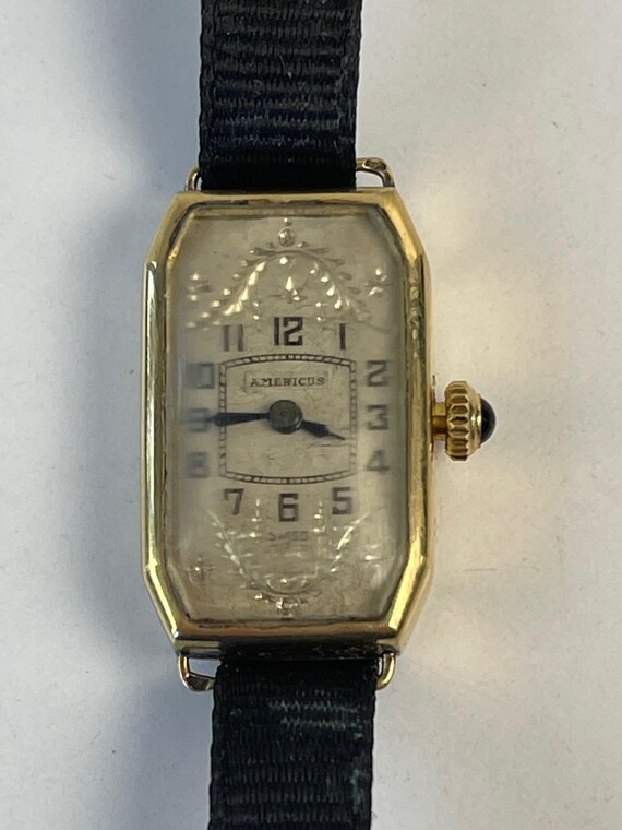 Americus Solid 18K(750) Art Deco Rectangular Text… - image 1