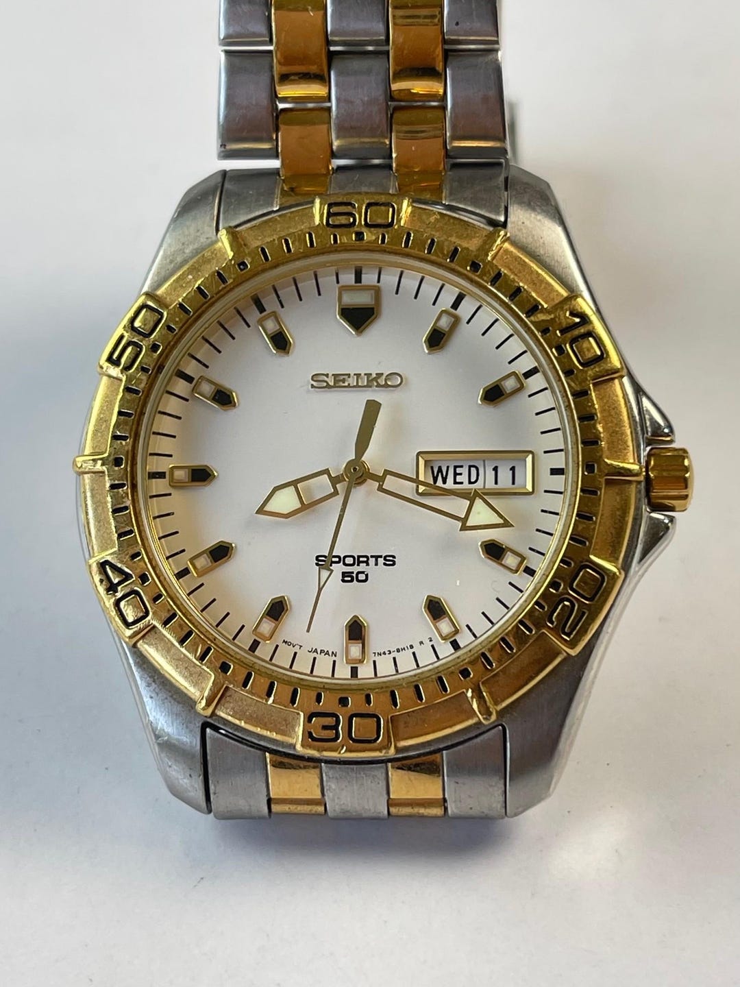 Seiko Sports 50 Vintage Ladies Watch White Dial Date Gold Bracelet Winn-Dixie Vintage New 1995 SEIKO Sports 50 Women main image 2