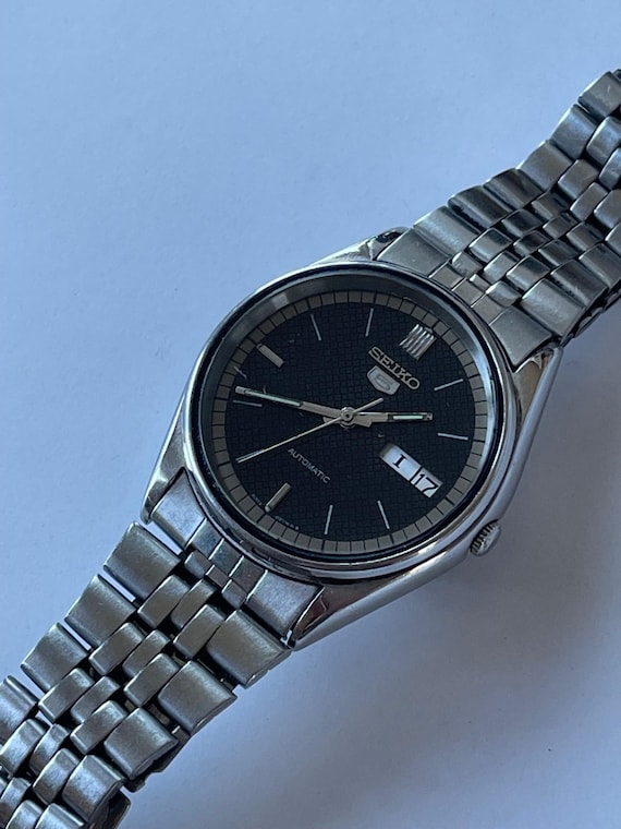 SEIKO セイコー5　セイコー デイト オートマ 自動巻き時計 カレンダー セイコー5 自動巻きカレンダー クイックセット デイ/デイト ツートン