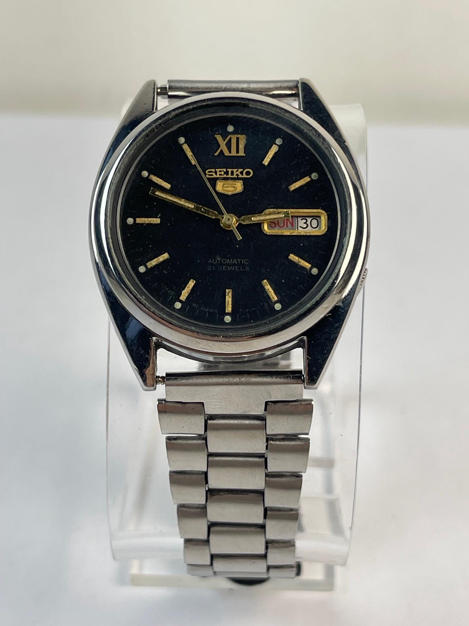 Seiko 5 Automatic Calendar Day/ Date 7009-8740 Automatic Black