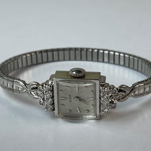 Elgin Solid 14K(585) White Gold Genuine Diamonds Around 1.5Ct Art Deco Style Ladies Vintage Swiss Made 1950
