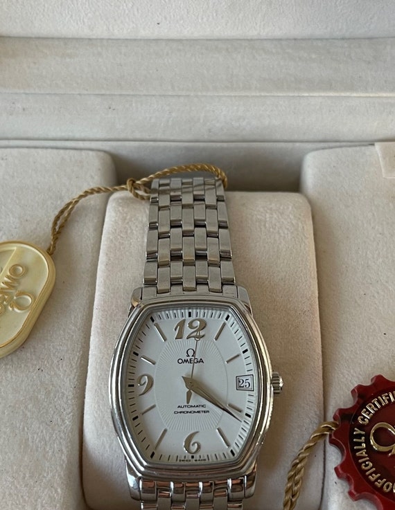 Omega De Ville Prestige Tonneau Automatic Chronometer Calendar