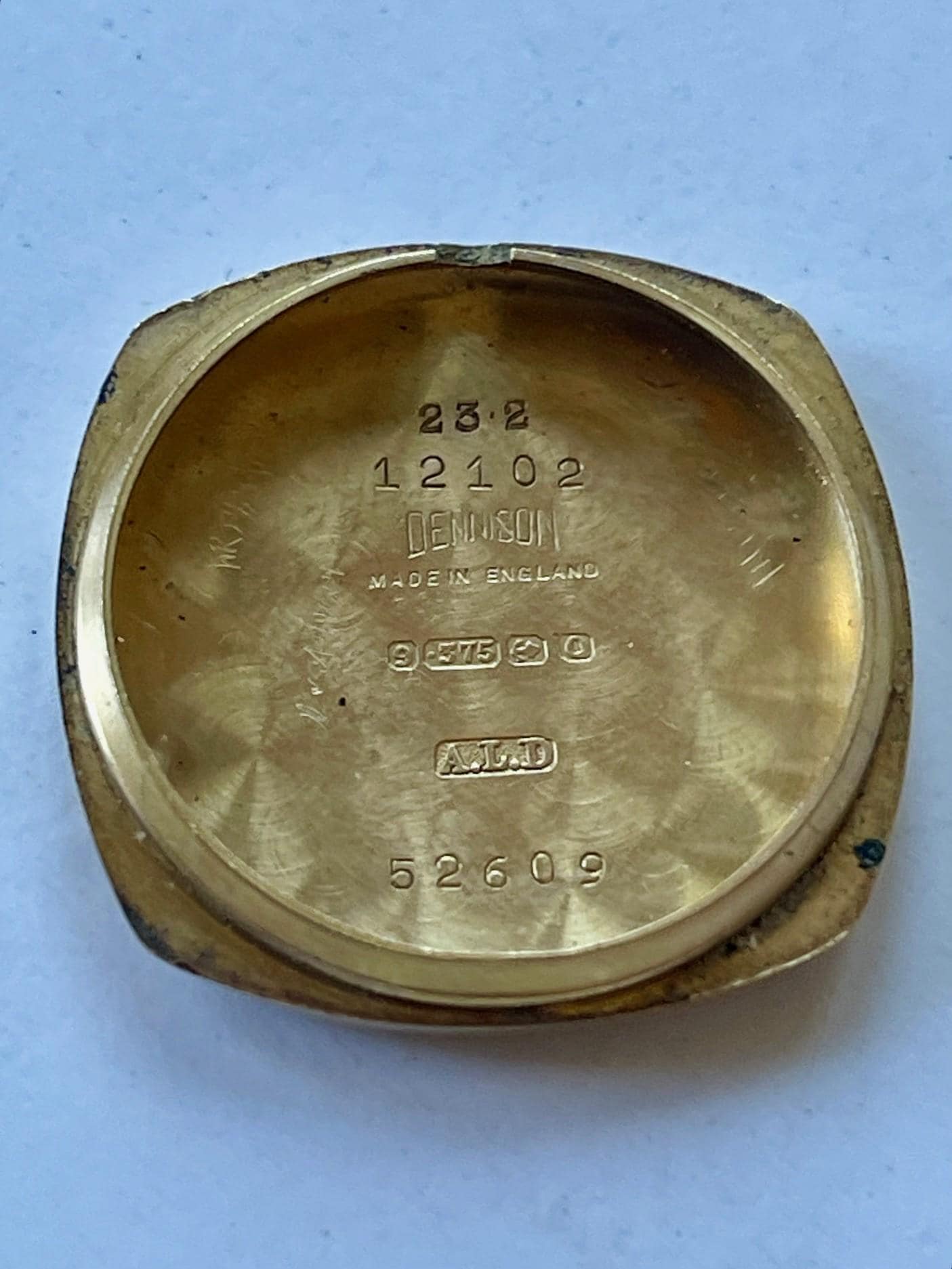Crusader Solid 9K (375) Dennison Case Gold Military Officers 