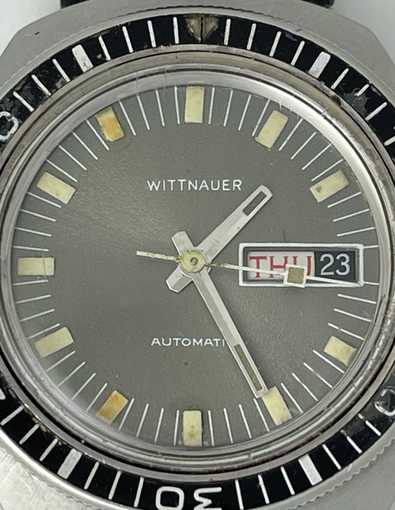 Wittnauer Longines Automatic Diver Calendar Day/D… - image 1