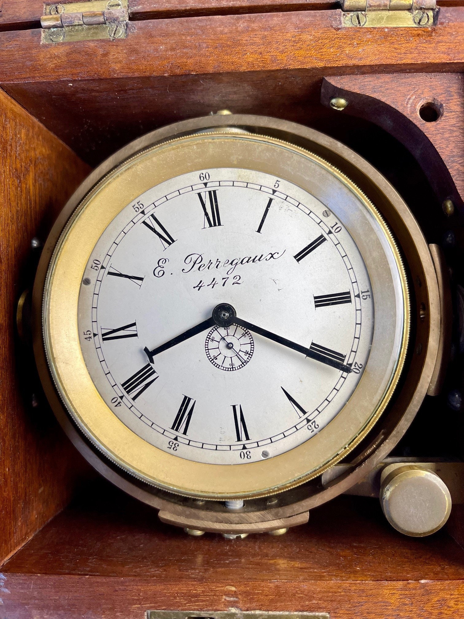 Horloge à aiguilles d'intérieur style marin en laiton