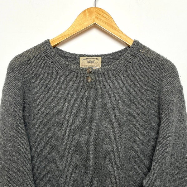 Vintage 1980s Abercrombie and Fitch Charcoal Gray Knit Henley Crewneck Sweater (size adult Large)