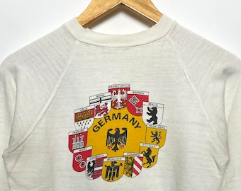 Vintage 1980s Germany Munich Berlin Hamburg Frankfurt Flag Logo City Graphic Pullover Crewneck Sweatshirt (fits adult XS)