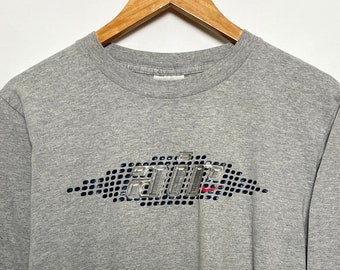 Vintage des années 1990 Nike Air Mini Swoosh Logo Spell Out graphique à manches longues t-shirt (taille jeunesse Large)