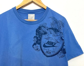 Vintage Nike Y2K Design Spell Out Swoosh Logo Blue Graphic Tee
