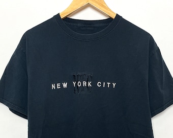 Vintage 1990s New York City Embroidered Spell Out Graphic Tee Shirt (size adult Large)