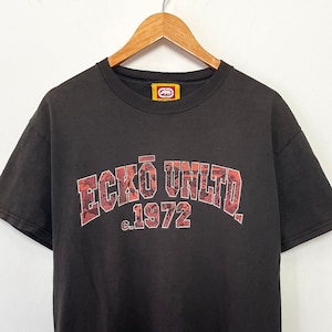 Vintage Y2K Ecko Unlimited Spell Out Graphic Streetwear Tee Shirt (size adult Large)