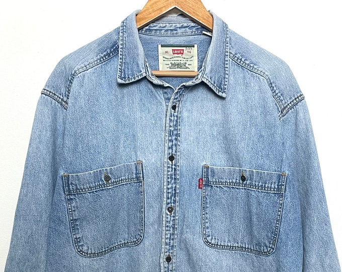 90'S Levi's long sleeve denim shirt, men's size L cotton blue type Vintage Second Hand