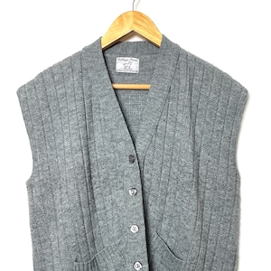Vintage 1970s College Point Acrylic Made in USA Button Up Striped Gray Cardigan Knit Sweater (size adult Medium)