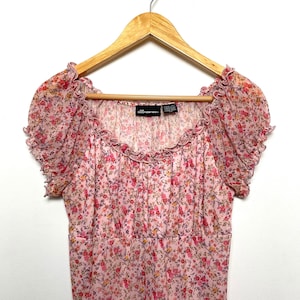 Vintage Y2K No Boundaries Floral Print Womens Blouse Top (fits women’s Medium)