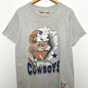 Vintage 1990s Dallas Cowboys NFL Football Nutmeg Mills made in USA Cartoon Graphic Tee Shirt (size adult Medium)
