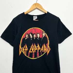 Def Leppard Men's T-shirt Leopard Print Union Jack British