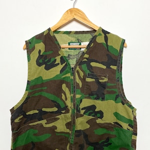 Vintage 1980s Camouflage Deer Hunting Vest Jacket (size adult Large)