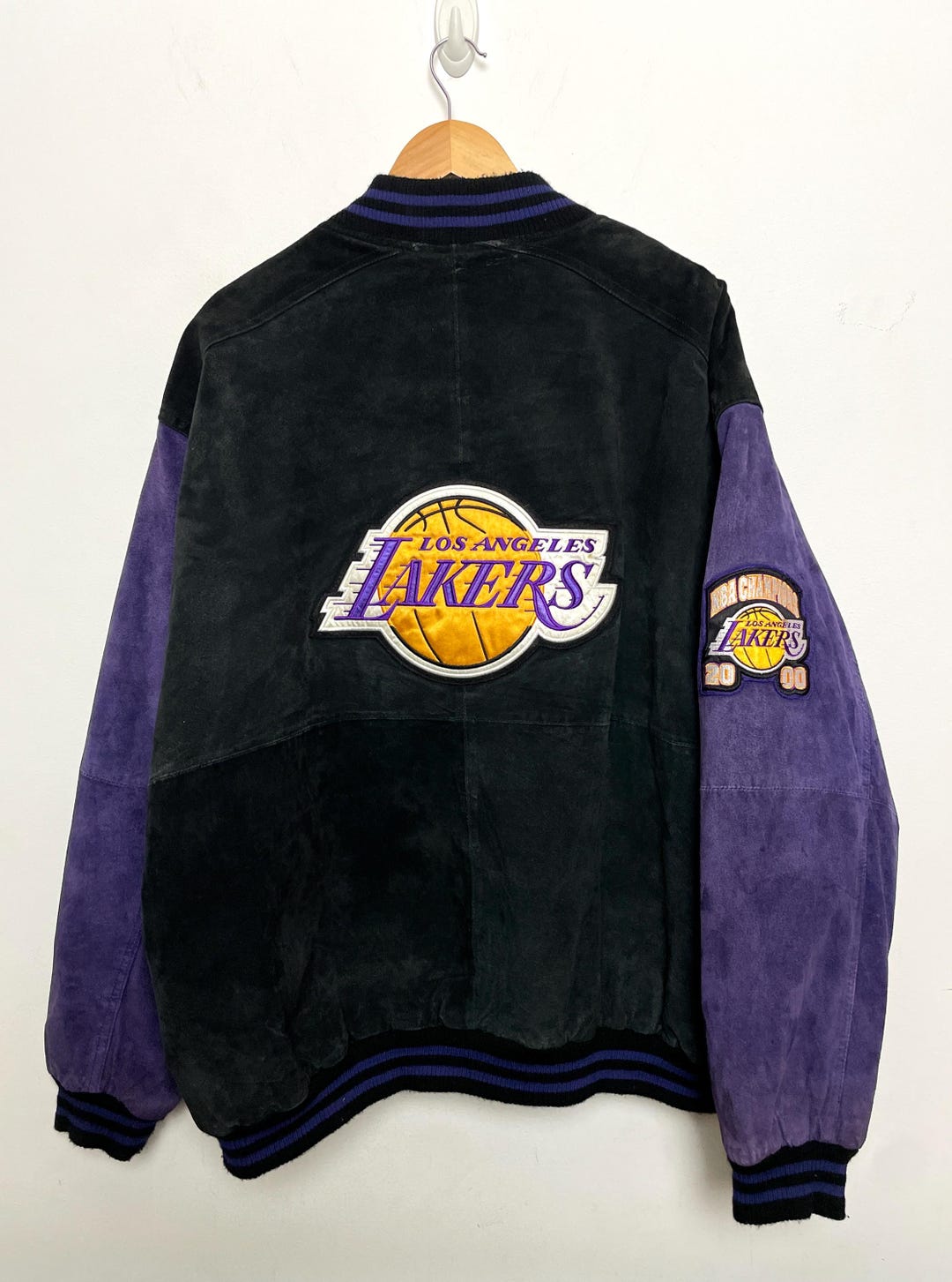 Vintage 2000 Los Angeles Lakers NBA Basketball Champions Wilsons