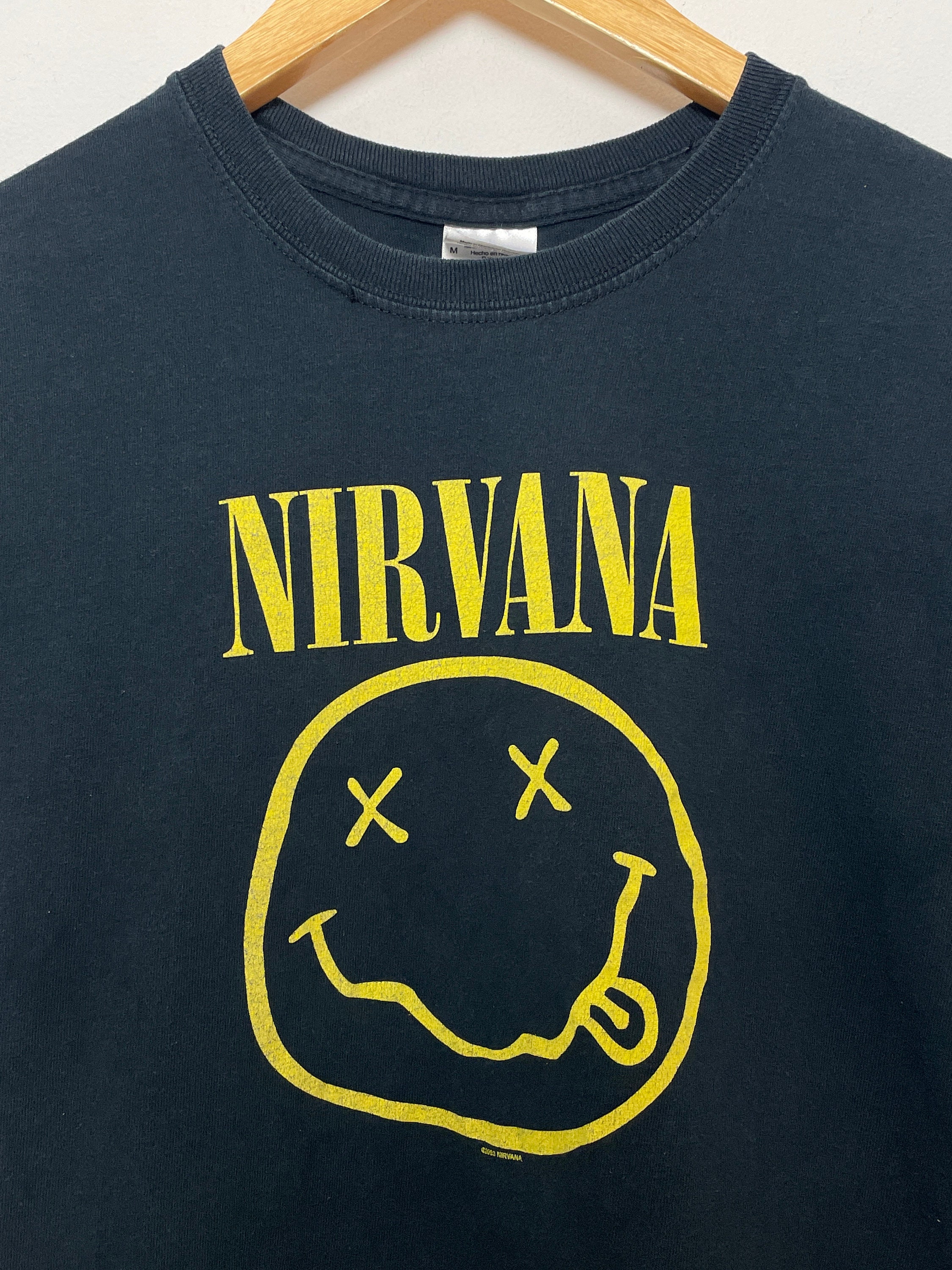 NIRVANA スマイリーTシャツ　2003 Vintage 2003 Nirvana Smiley Face 