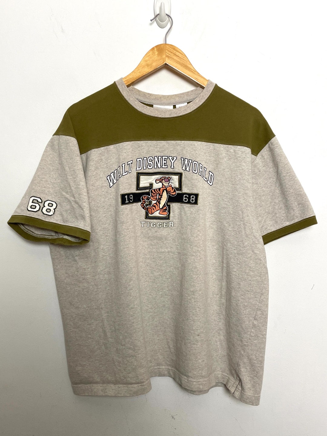 x*1様 90's Tigger disney tee Tigger Disney Men's Vintage Cartoon Bounce Orange 90s T