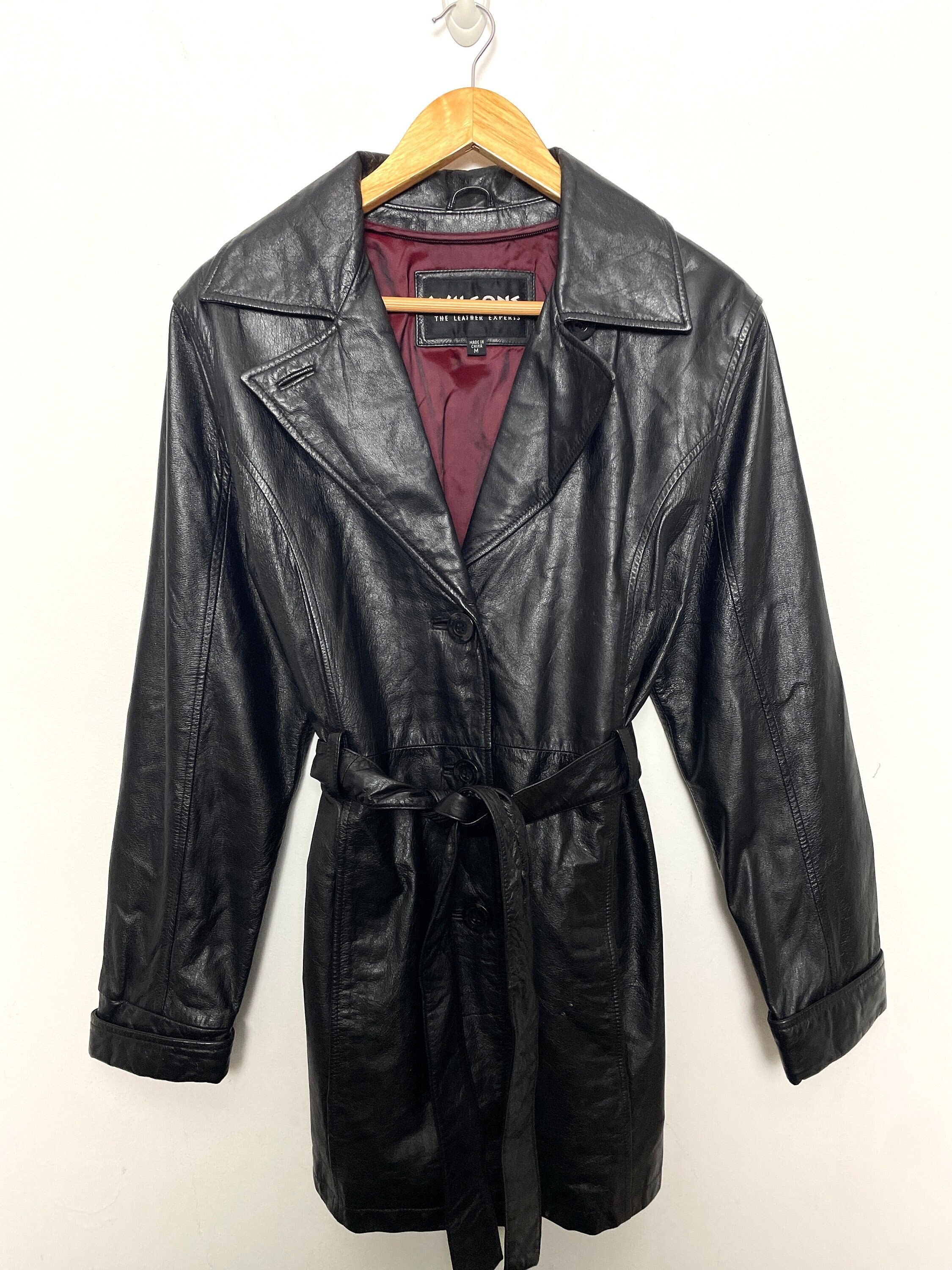 Vintage 1990s Wilsons Leather Experts Red Lined Black Vintage 1990s Wilsons Leather Experts Red Lined Black