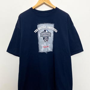 Vintage 2005 New York Yankees vs Boston Red Sox Rivalry MLB Baseball “Opening Day” Spell Out Graphic Tee Shirt (size adult XL)