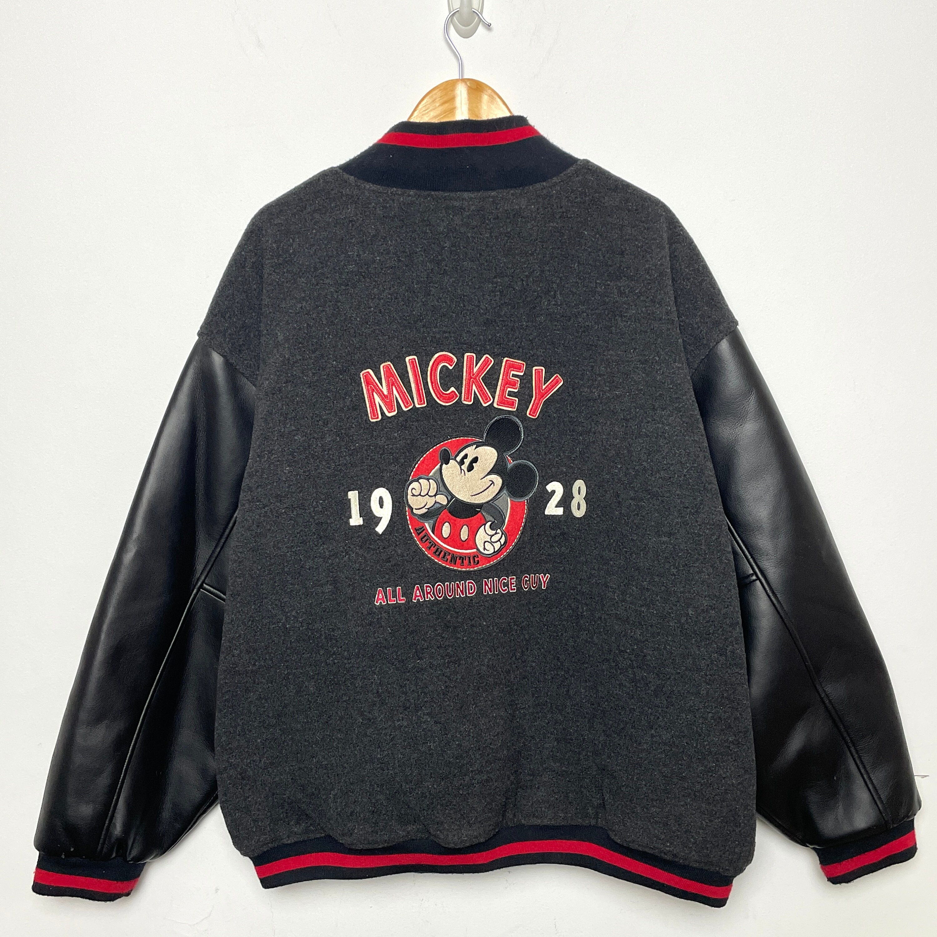 Vintage 1990s Disney Store Mickey Mouse Nice Guy Deletrear dibujos animados grafico Varsity Letterman chaqueta tamano adulto XXL Etsy Mexico