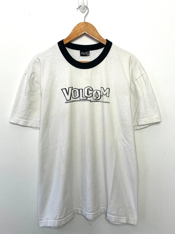 Vintage Y2K Volcom Surfwear Spell Out Graphic Ringer Tee