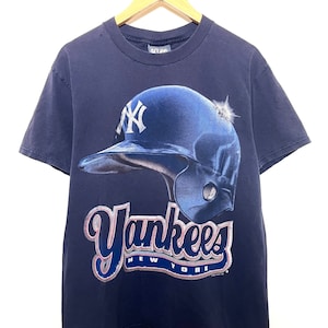 Vintage 1996 New York Yankees MLB Baseball American League Spell Out Batting Helmet Graphic T-shirt (maat volwassen Medium)