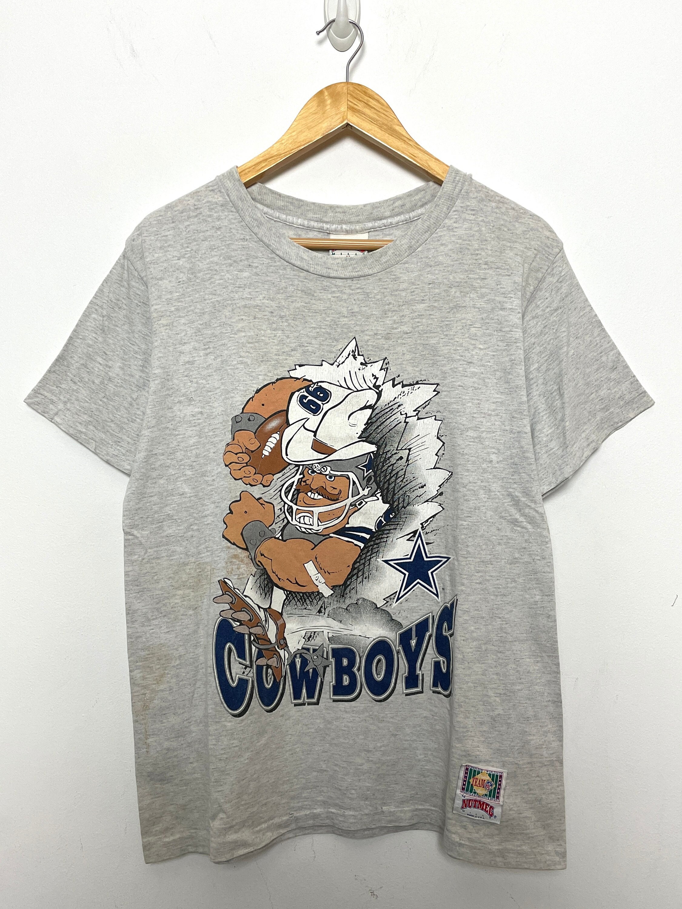 トップス Nutmeg Mills 90s T-shirt Vintage 1990s Dallas Cowboys NFL Football Nutmeg Mills Made