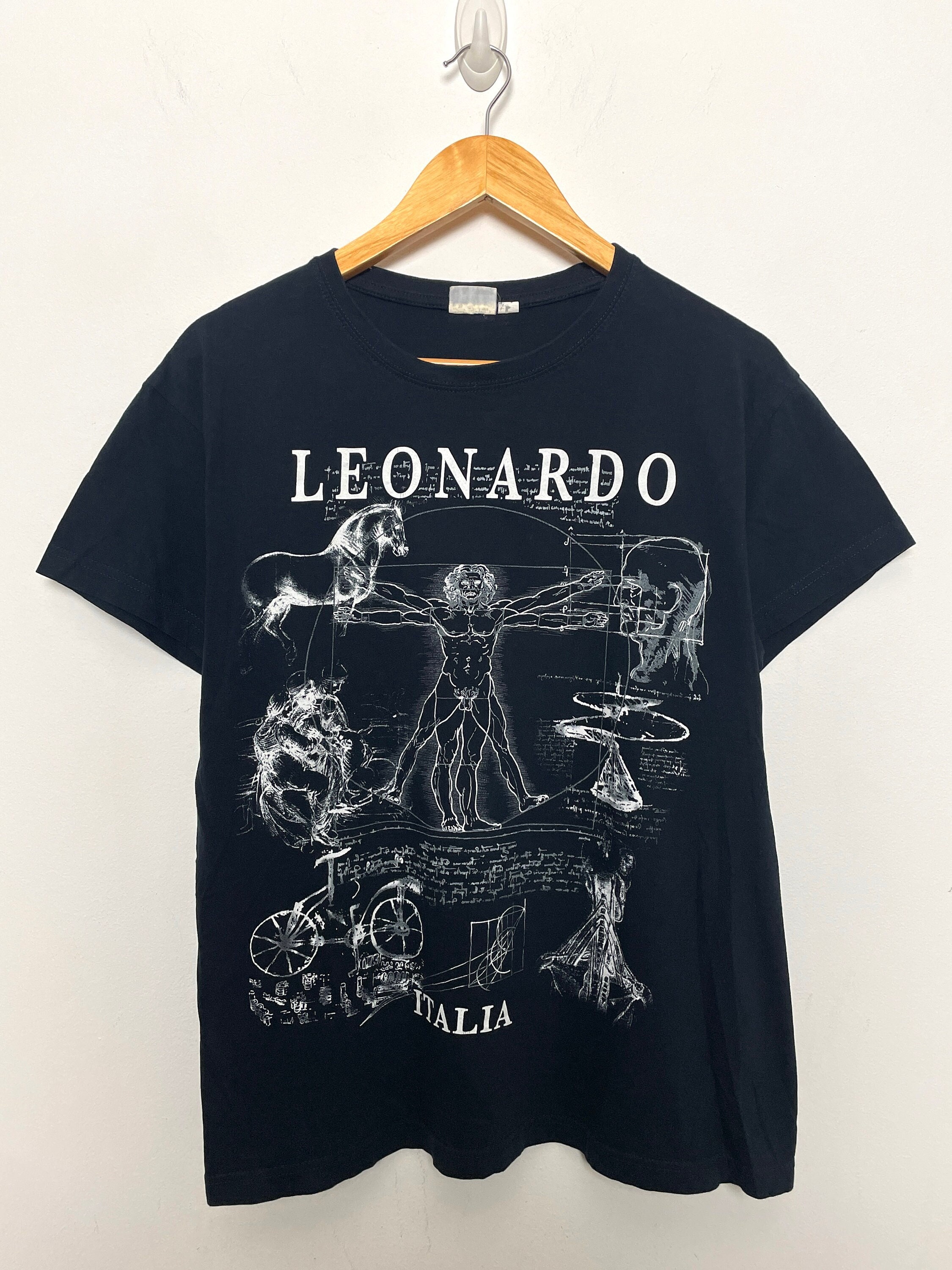 Vintage 1990s Leonardo Da Vinci Italia Vitruvian Man Vintage 1990s Leonardo Da Vinci Italia Vitruvian Man