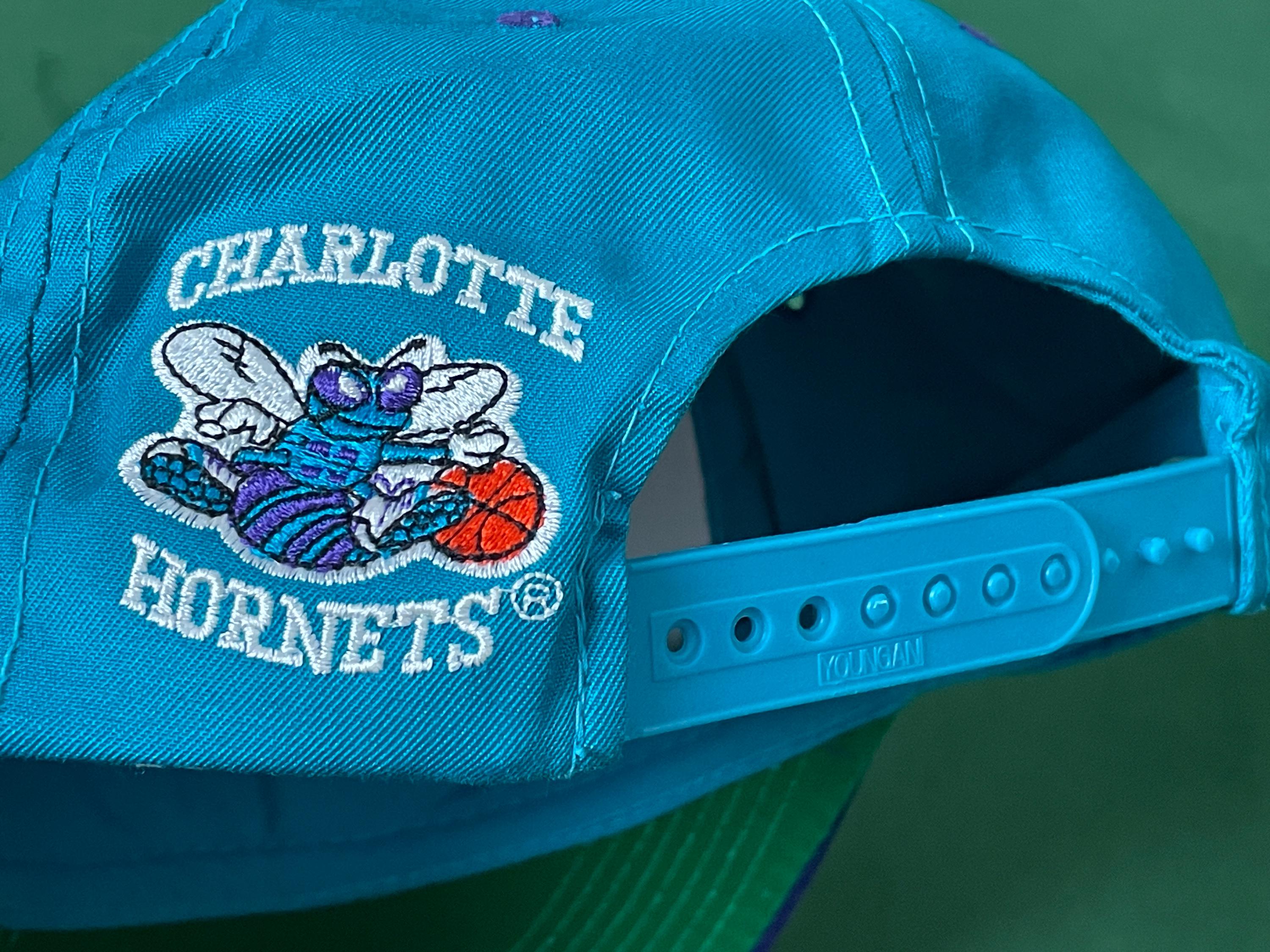 Vintage 1990s Charlotte Hornets NBA Basketball Graphic Snap  display picture 3