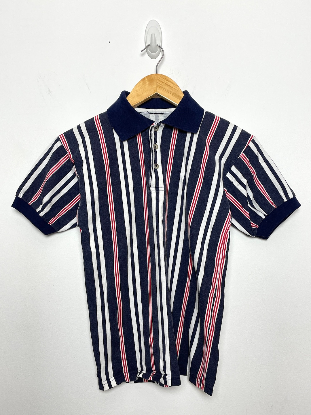 vintage-1990s-vertical-striped-color-block-red-white-and-blue-ringer