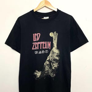 Vintage 1990s Led Zeppelin M&O Knits Rock Music Graphic Band Tee Shirt (size adult Medium)