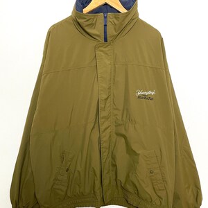 Vintage 1990s Yuengling Brewery “Original Black and Tan” Embroidered Spell Out Green Windbreaker Beer Jacket (fits adult XL)