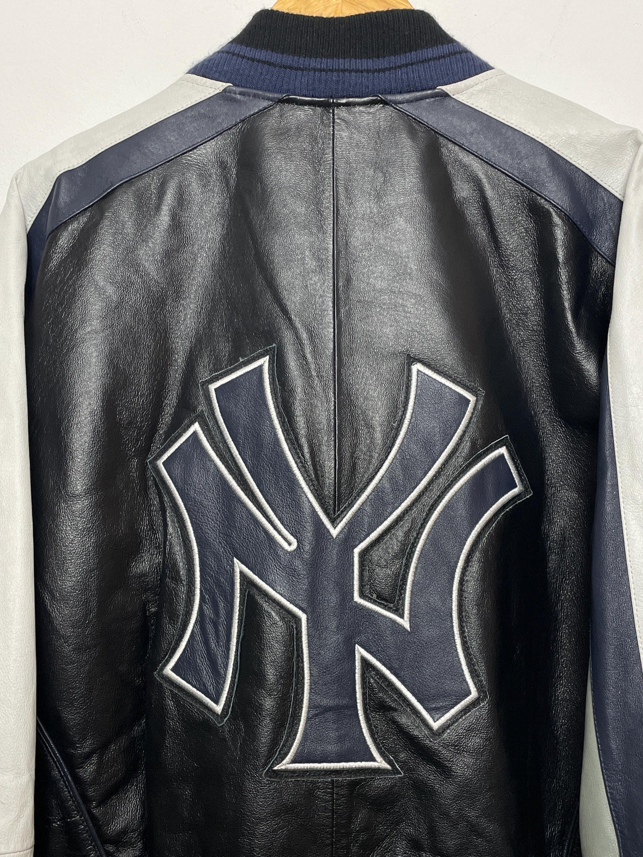 New York Yankees ジャケット Lサイズ ネイビー　1980年代物 Vintage New York Yankees Blue Wool/Leather Varsity 100th
