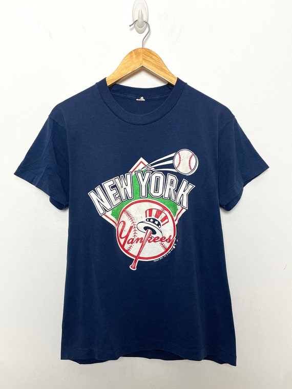 Vintage 1988 New York Yankees MLB Baseball Spell Out Graphic
