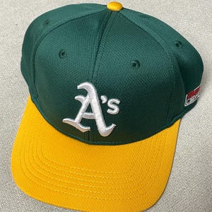 Vintage Oakland Hat - Etsy
