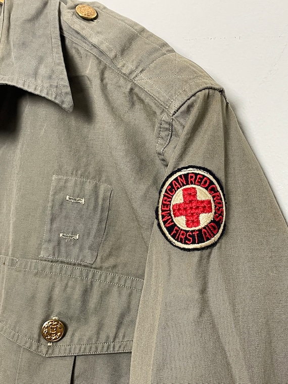 Vintage 1960s Vietnam Era American Red Cross First Aid United States Military Elbeco Sanforized Button Up Long Sleeve Shirt (fits adult M) View 2