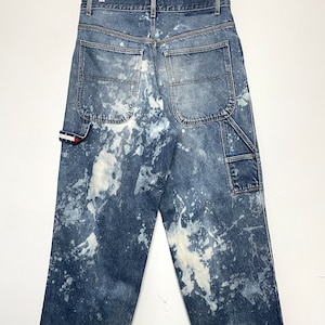 Vintage 1990s Tommy Hilfiger Bleach Dyed Light Washed Cutoff Wide Leg Baggy Denim Jeans (size 33)