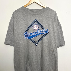 Camiseta gráfica vintage de béisbol de la MLB del centenario de los Yankees de Nueva York de 2003 (talla XL para adulto)