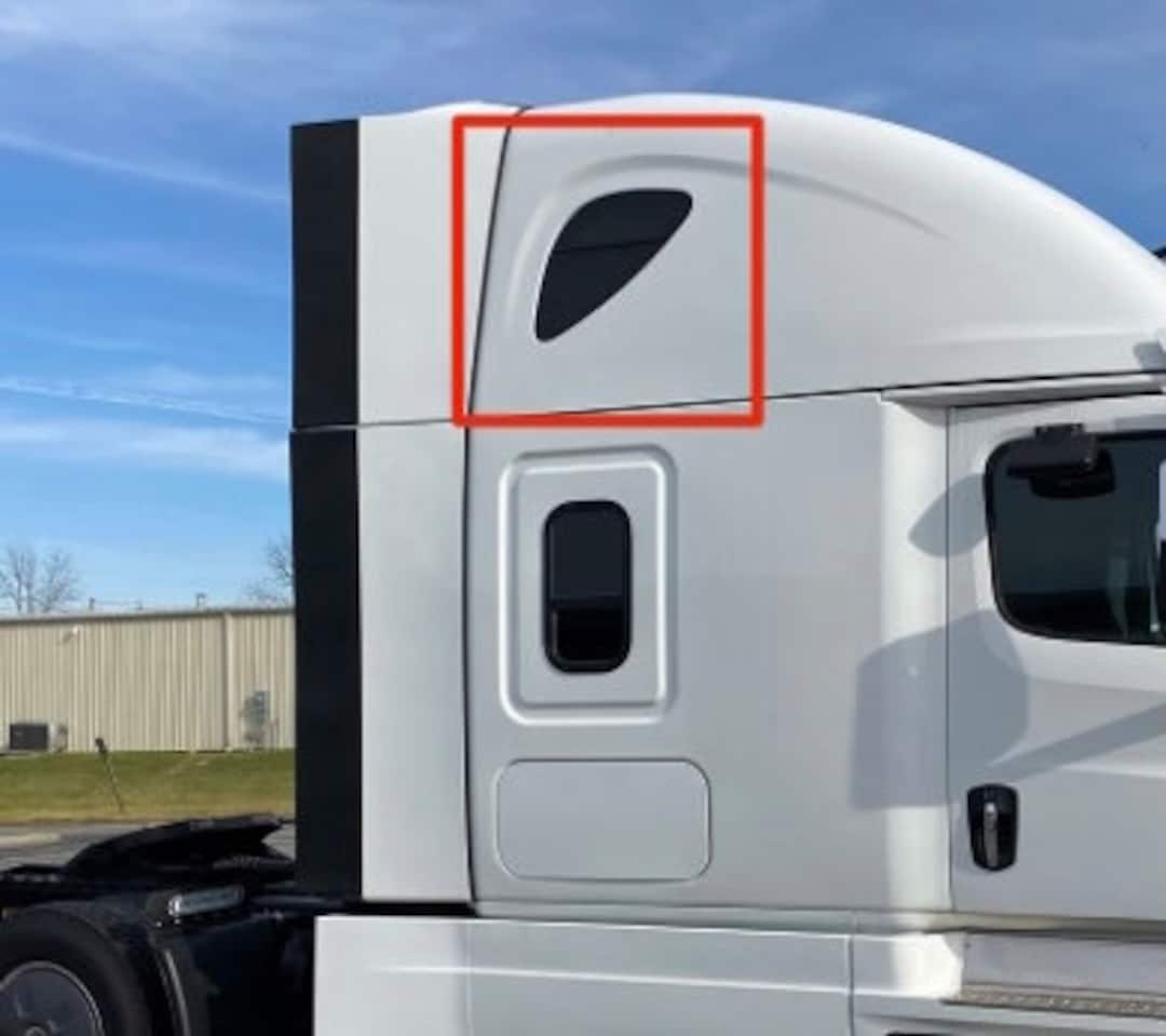 Freightliner Cascadia 2008-2024 Windows Bunk Covers. - Etsy