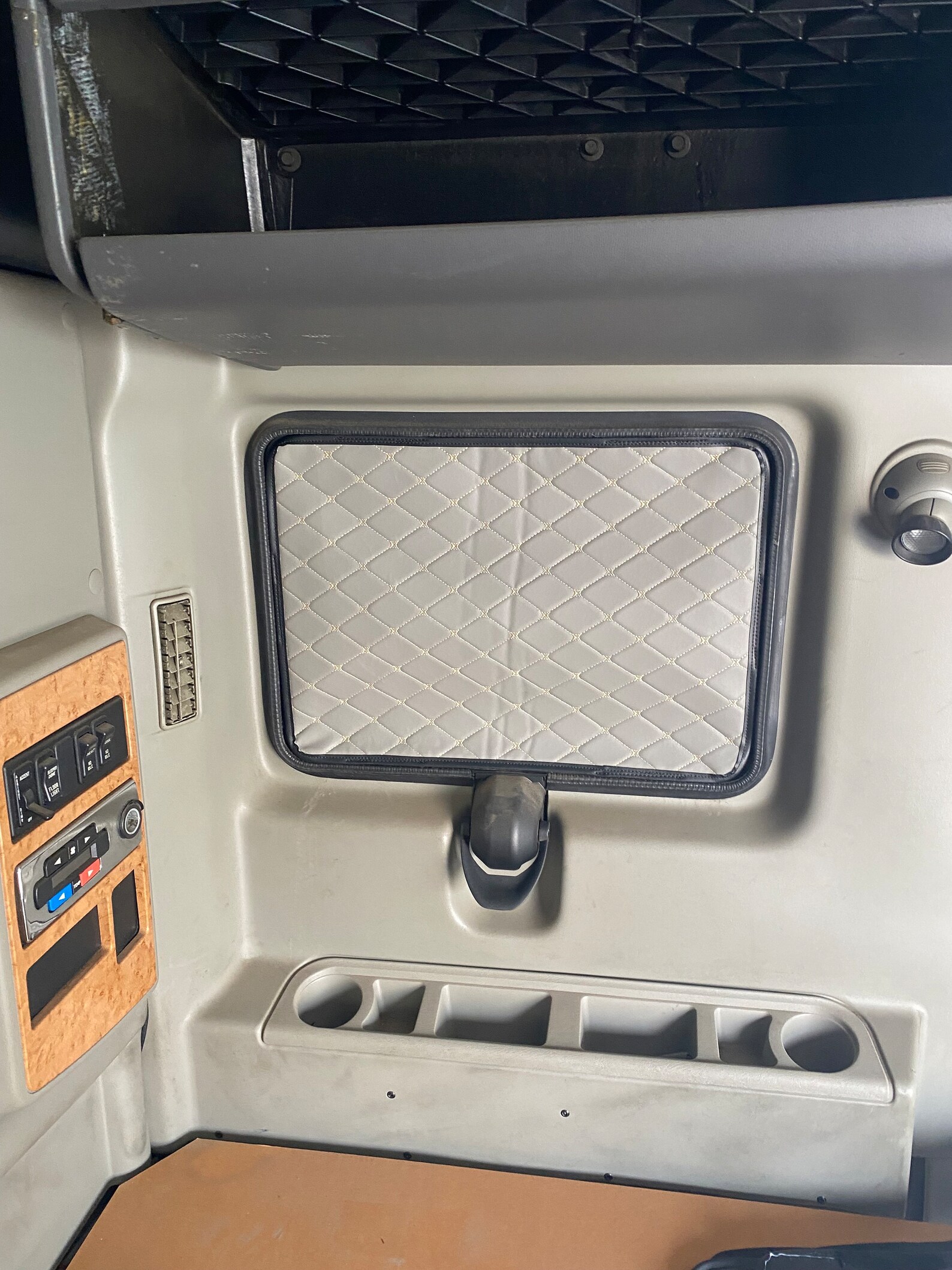 Prostar Peeper Window International Prostar LT Lonestar . Window Covers. Set of 2. - Etsy