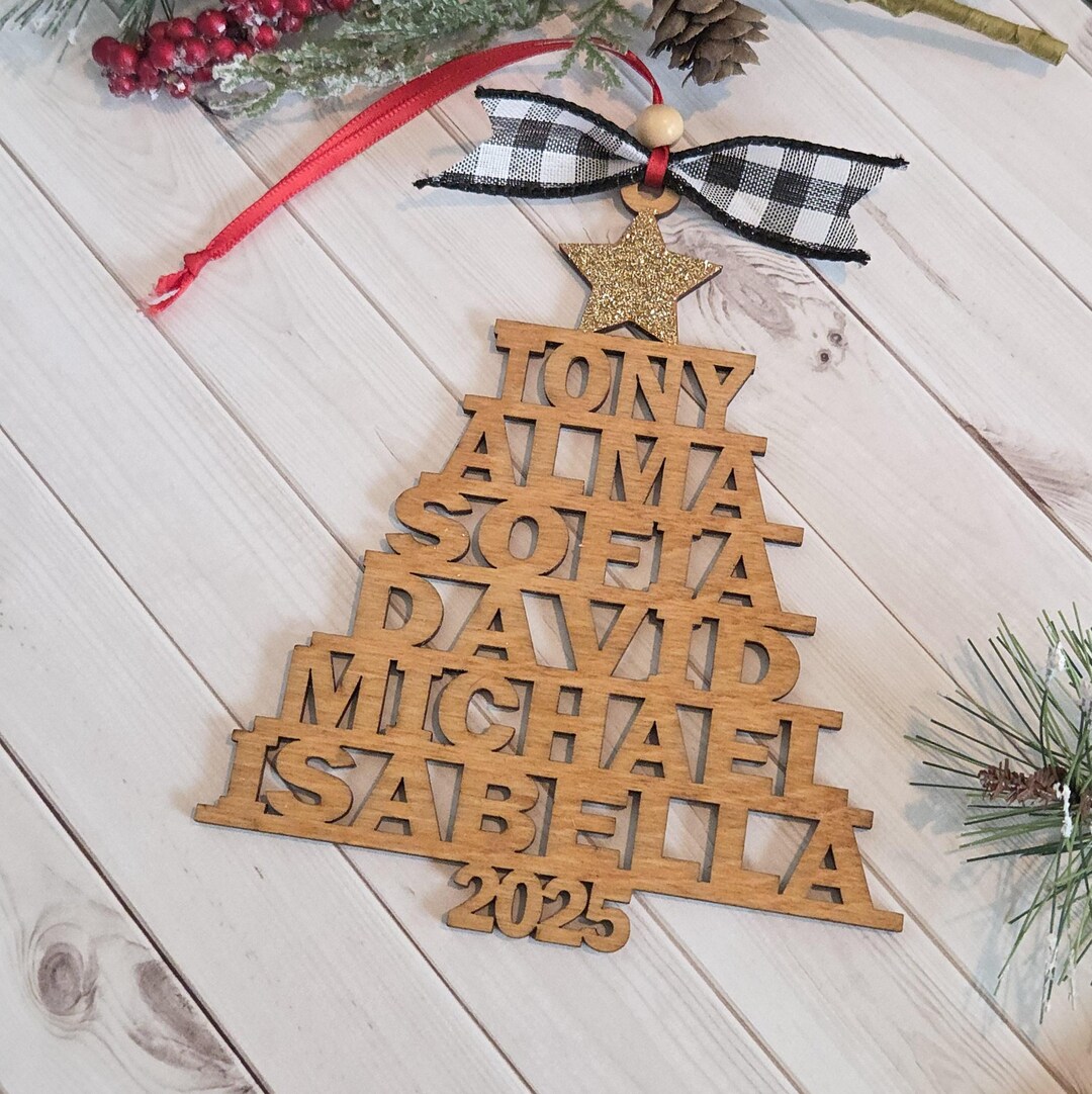 Personalized Wood Christmas Tree Ornament: Family & Pet Name - Etsy