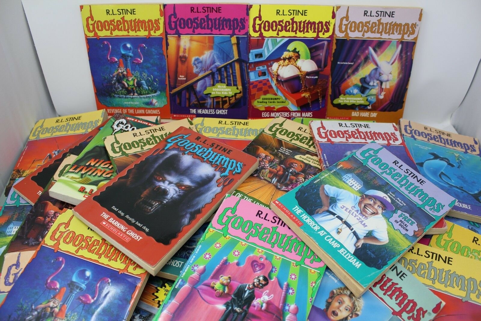 Goosebumps Softcover (Books 1-62) -- Choose Your Own!