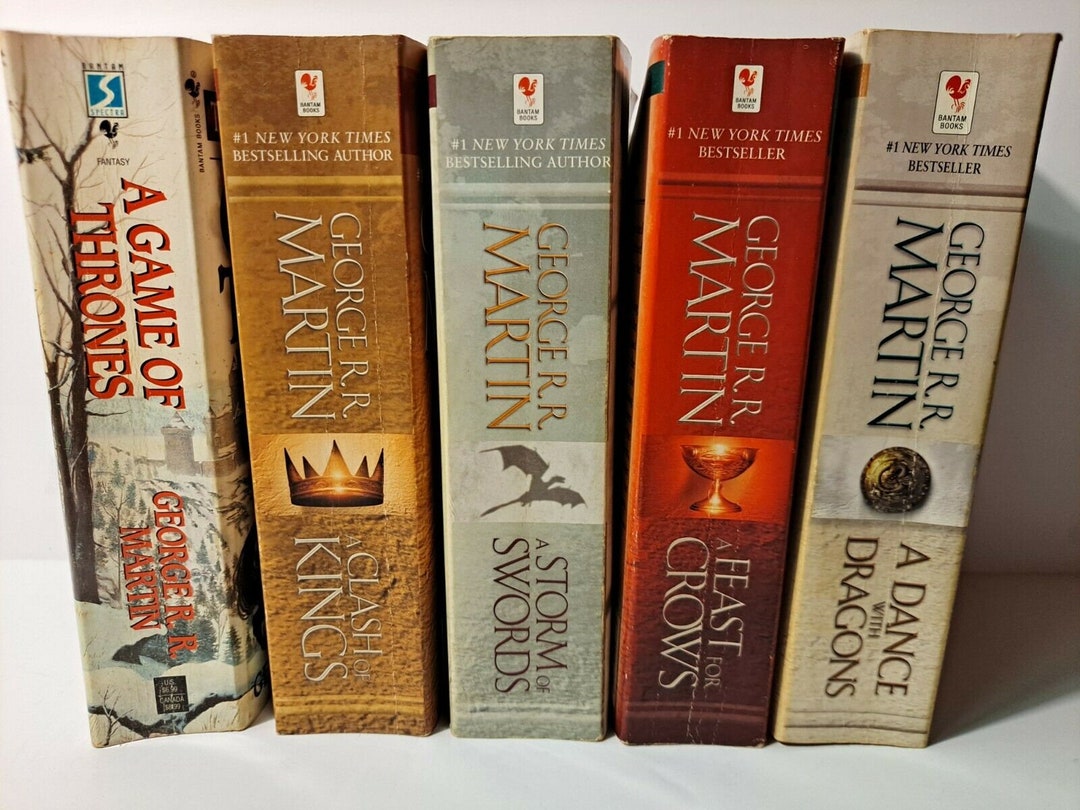 George R. R. Martin's A Game of Thrones Leather-Cloth Boxed Set (Song of  Ice and Fire Series): A Game of Thrones, A Clash of Kings, A Storm of  Swords, A Feast for