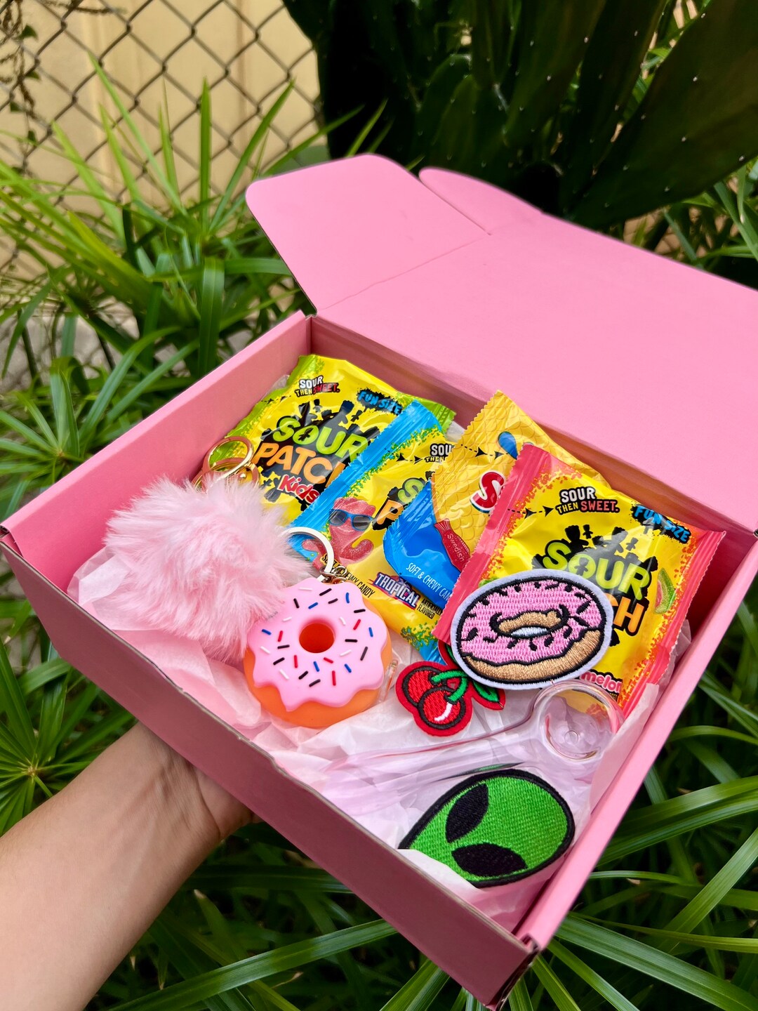 Smoker Essentials Gift Box Bundle Donut Pink Set for Men and Etsy